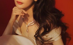 真实女人揄情揄拍视频